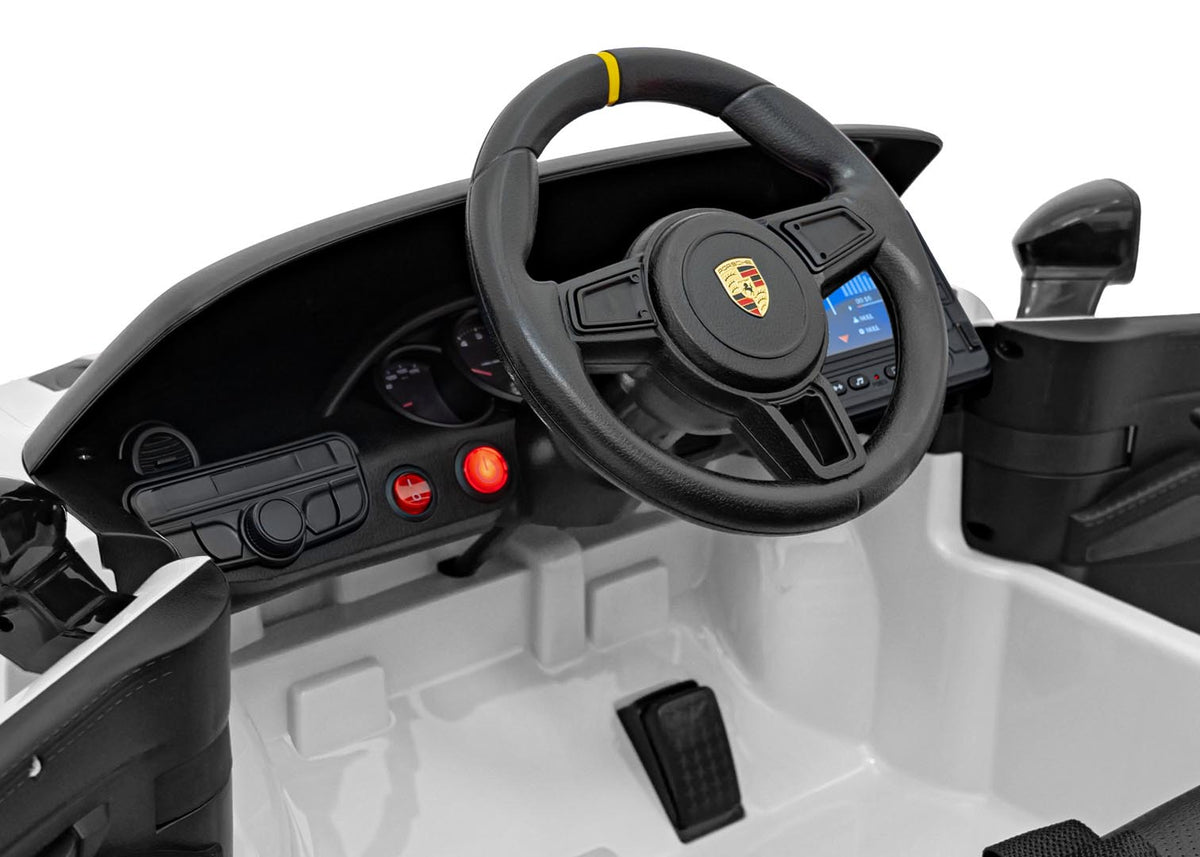 Porsche Spyder RS 718  vehicle White MP4