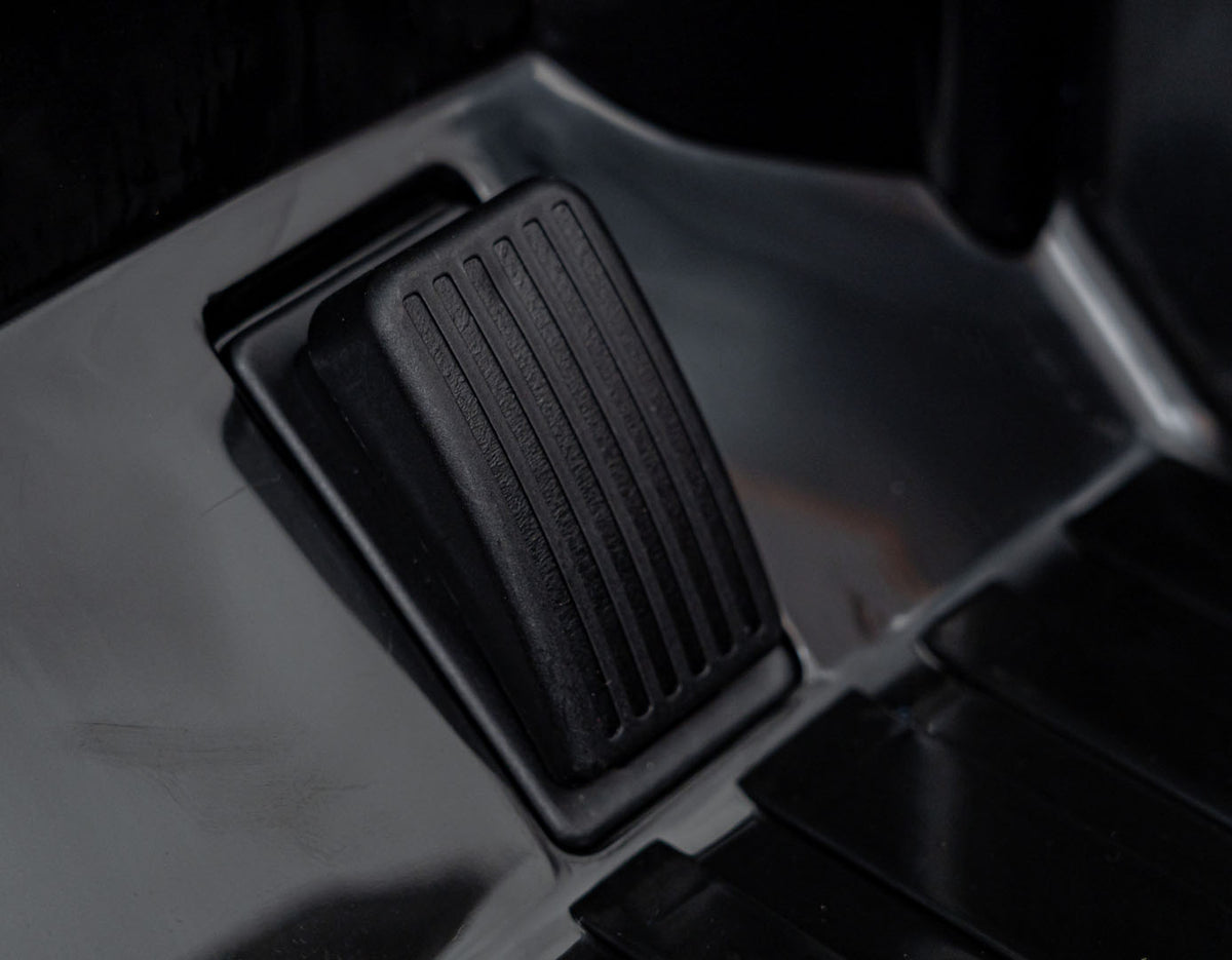 Off Road Vehicle MOUNTAIN Black
