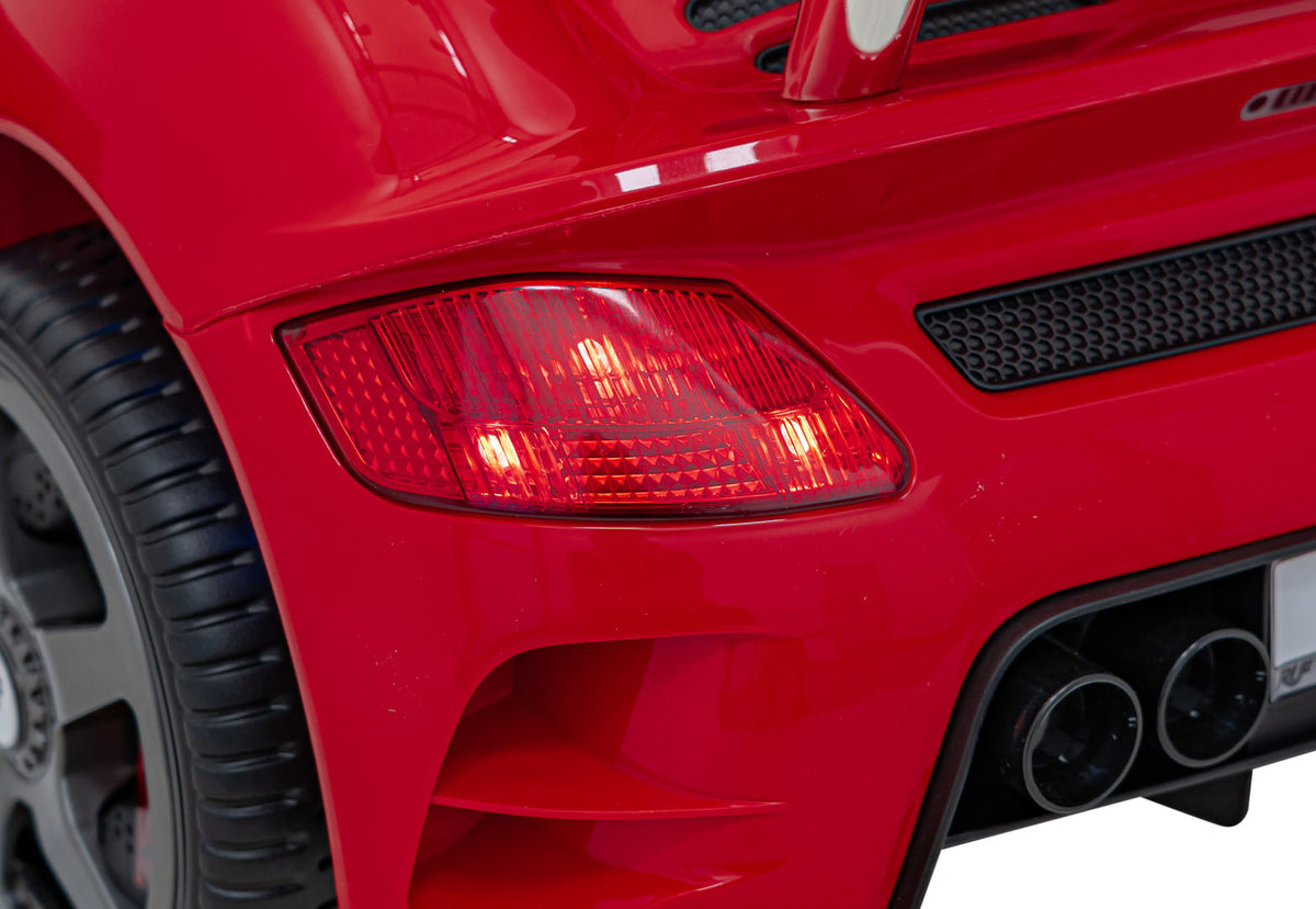 Elektrické autíčko RUF CTR3 červená
