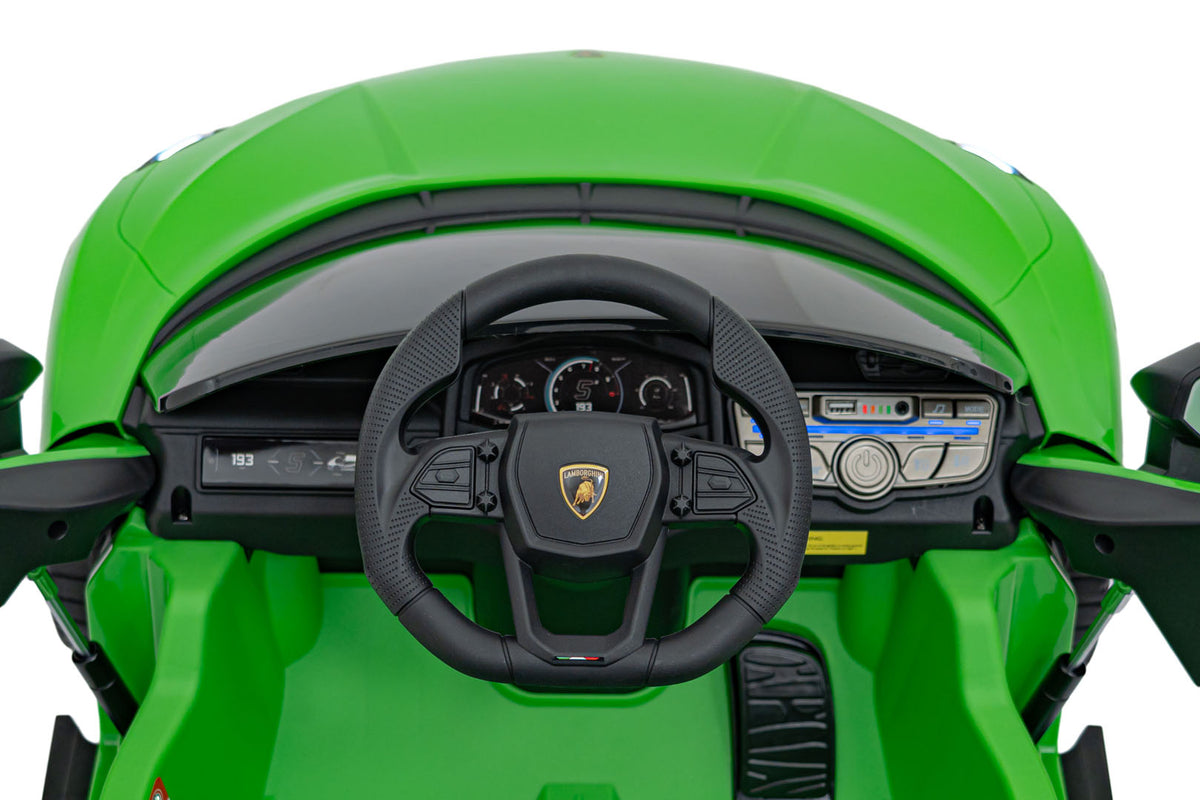 Vehicle Lamborghini Revuelto Green