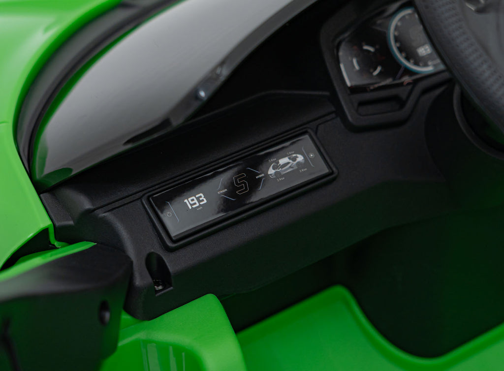 Vehicle Lamborghini Revuelto Green