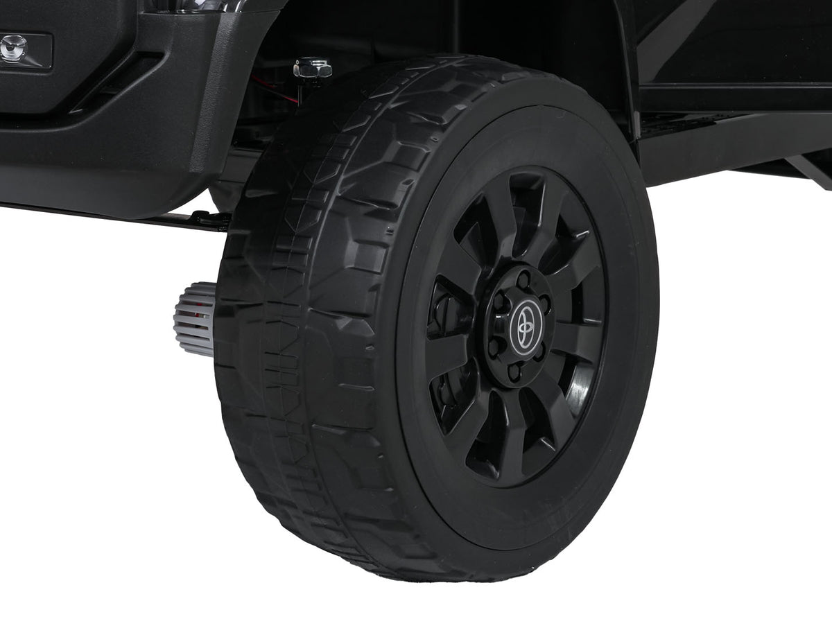 Elektrické autíčko Toyota Land Cruiser PRADO čierna