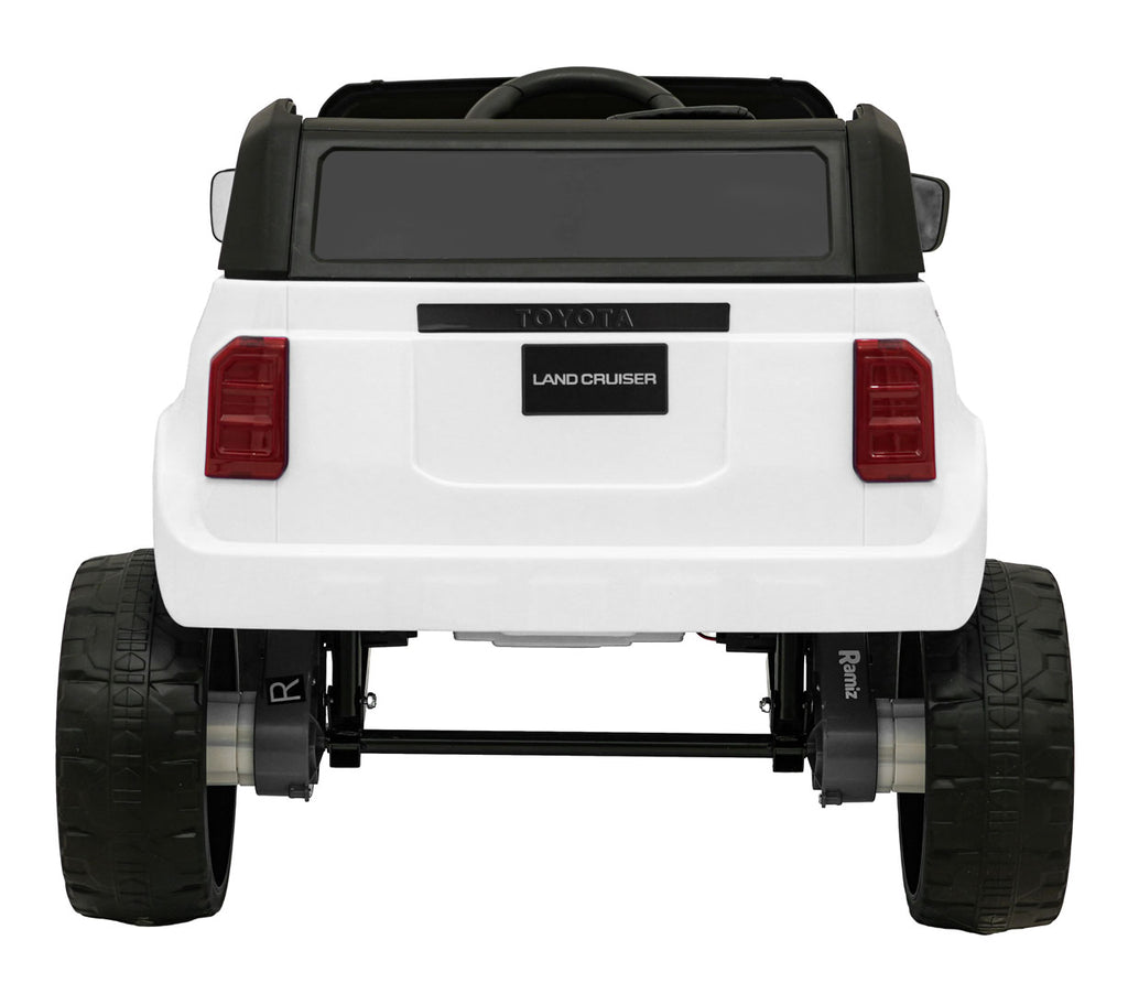 Vehicle Toyota Land Cruiser PRADO White