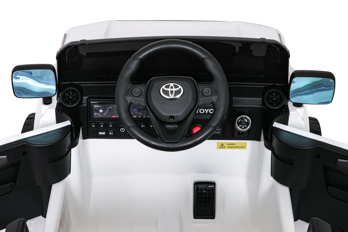 Vehicle Toyota Land Cruiser PRADO White