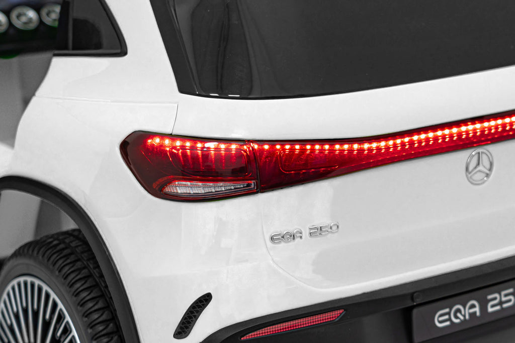 Vehicle Mercedes Benz EQA 250 White