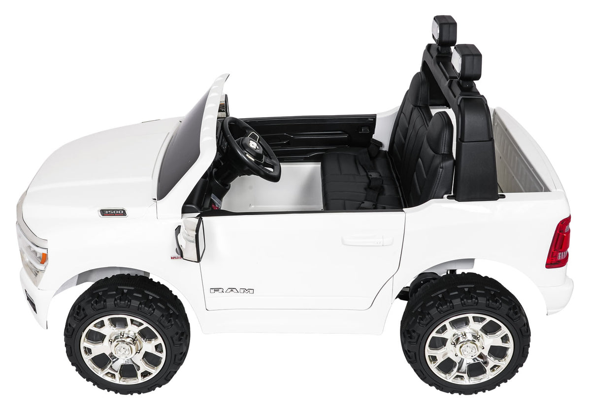 RAM 3500 White Vehicle