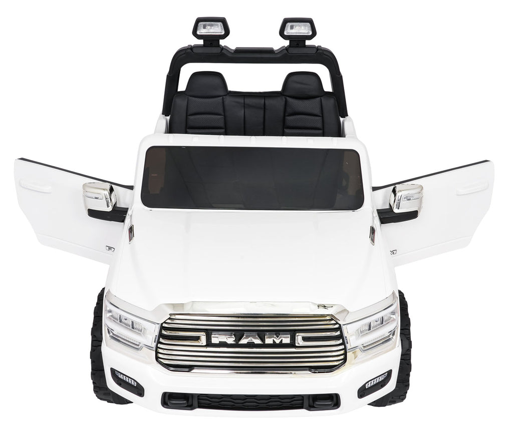 RAM 3500 White Vehicle