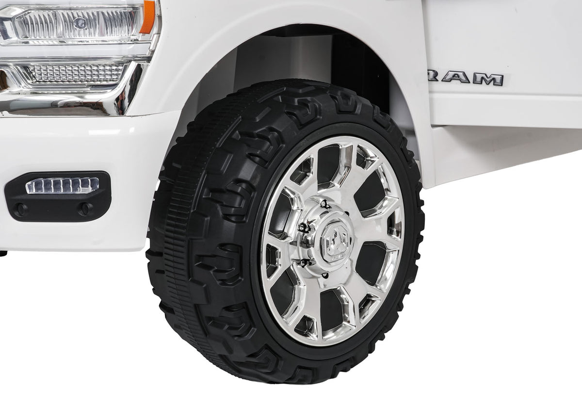 RAM 3500 White Vehicle