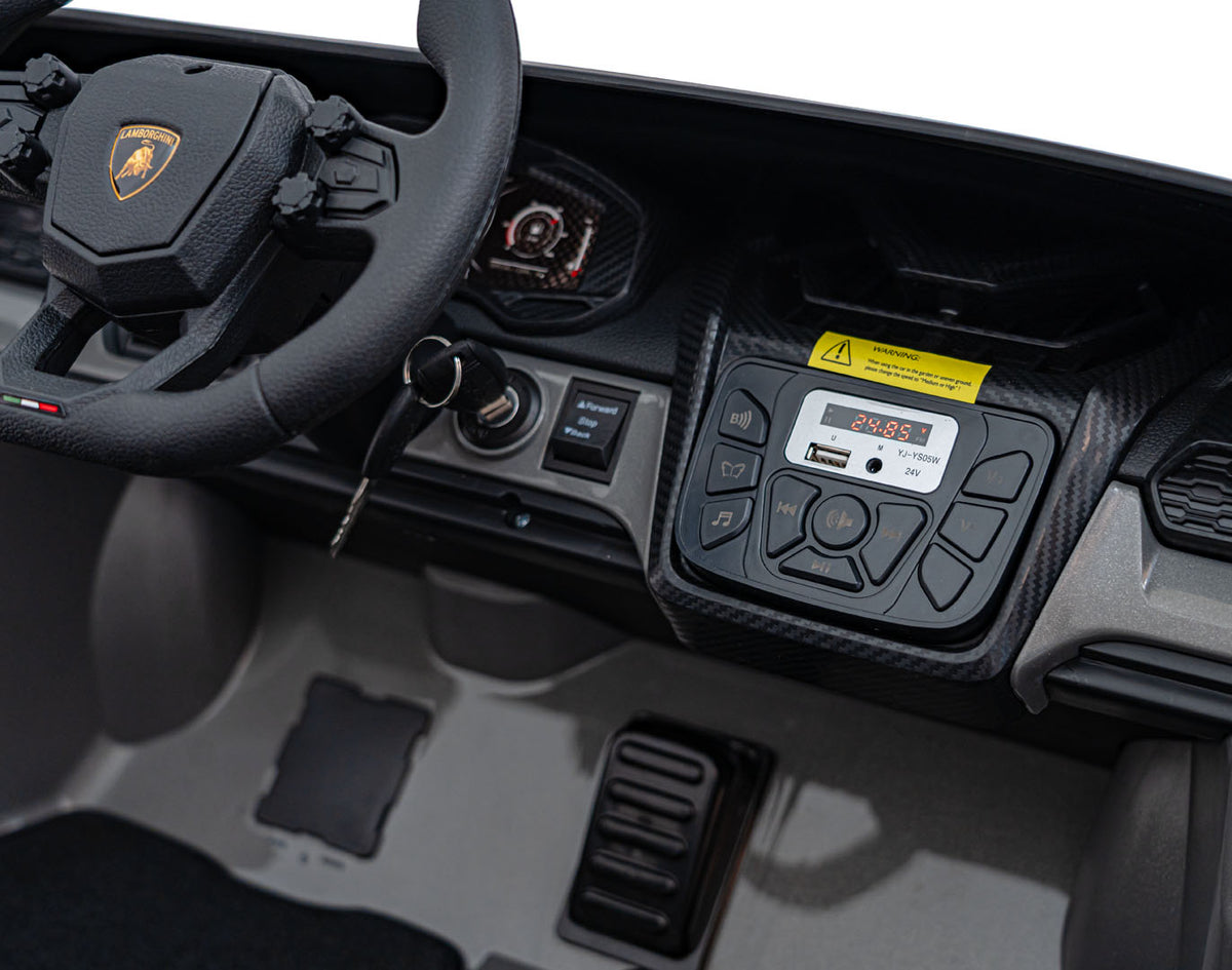Vehicle Lamborghini Revuelto XL Gray