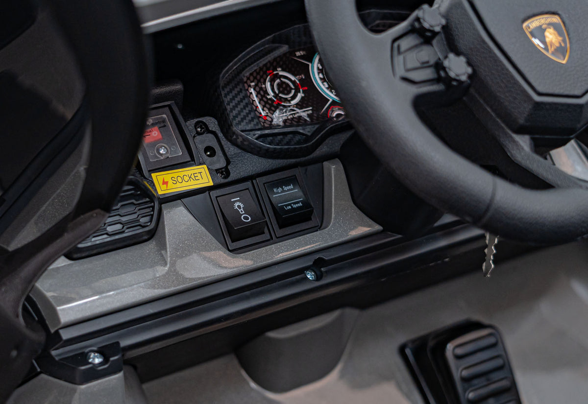 Vehicle Lamborghini Revuelto XL Gray