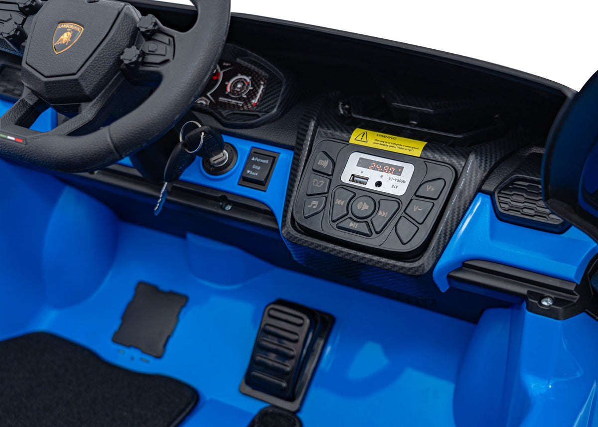 Lamborghini Revuelto XL Blue vehicle