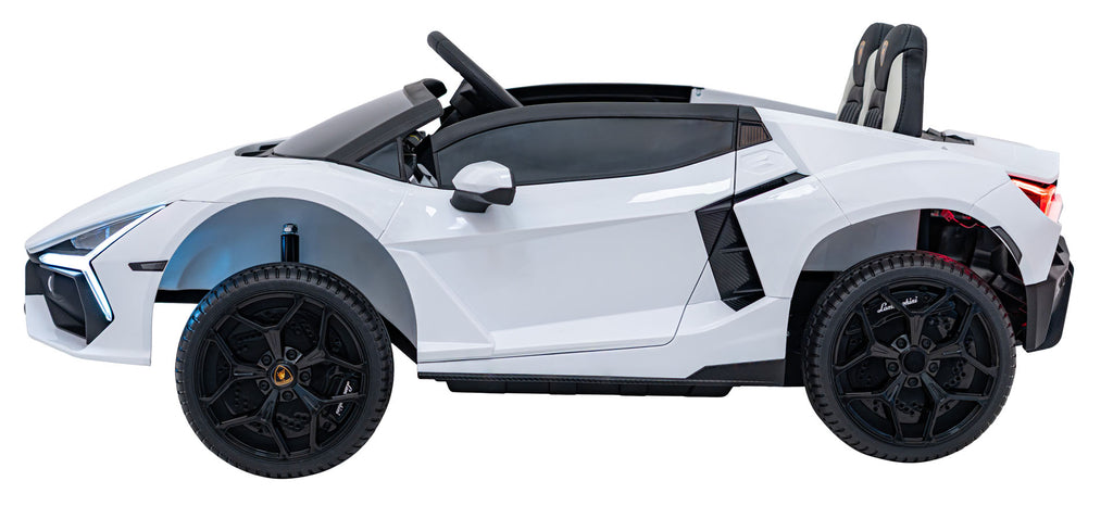 Lamborghini Revuelto XL White vehicle