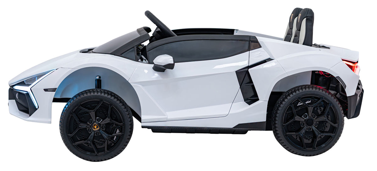 Lamborghini Revuelto XL White vehicle