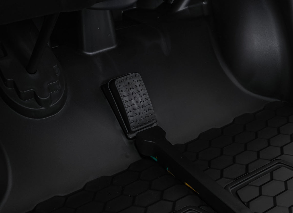 PASSION 4x4 Black Off-Road Vehicle