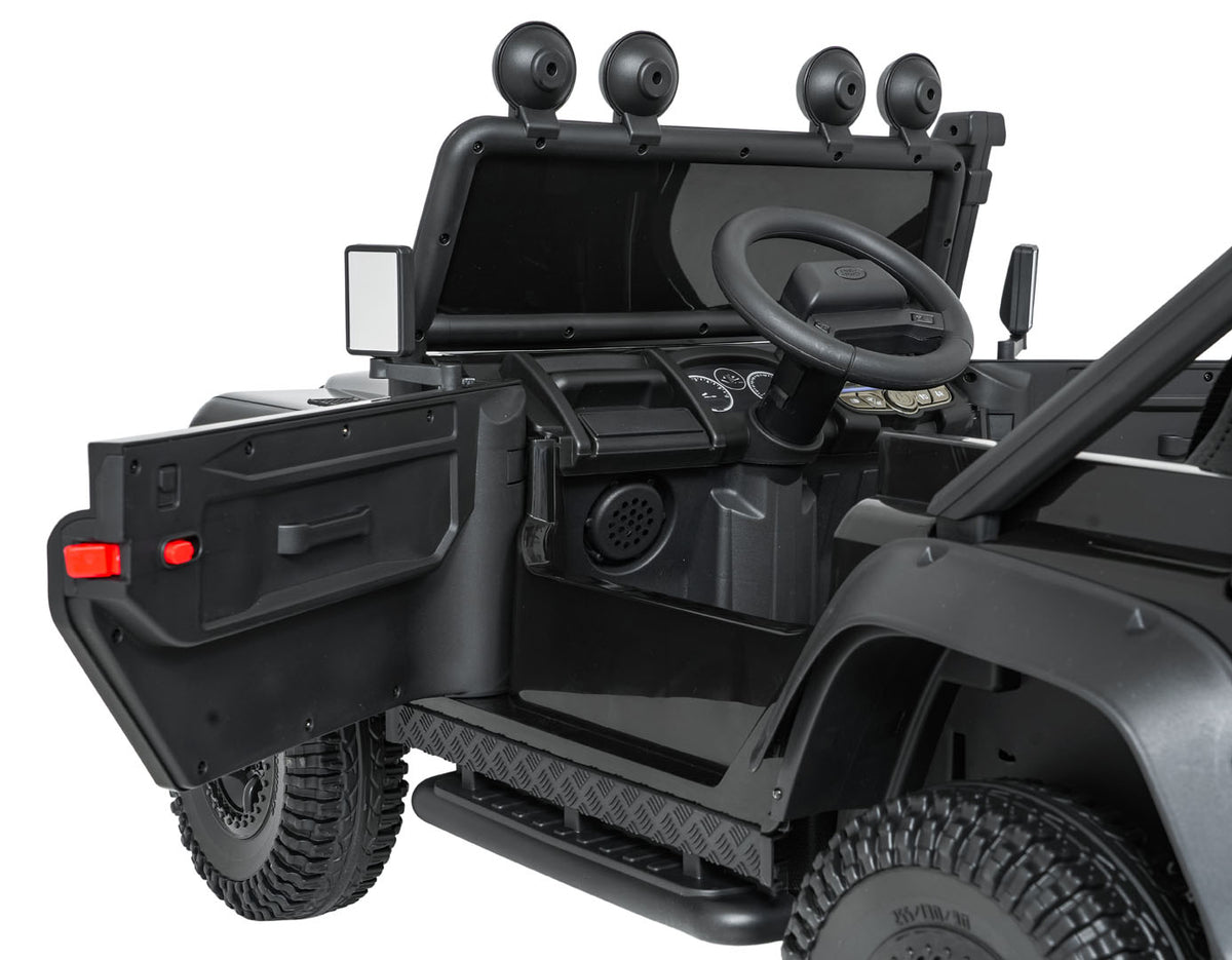 Land Rover Defender 110 SVX Concept Black