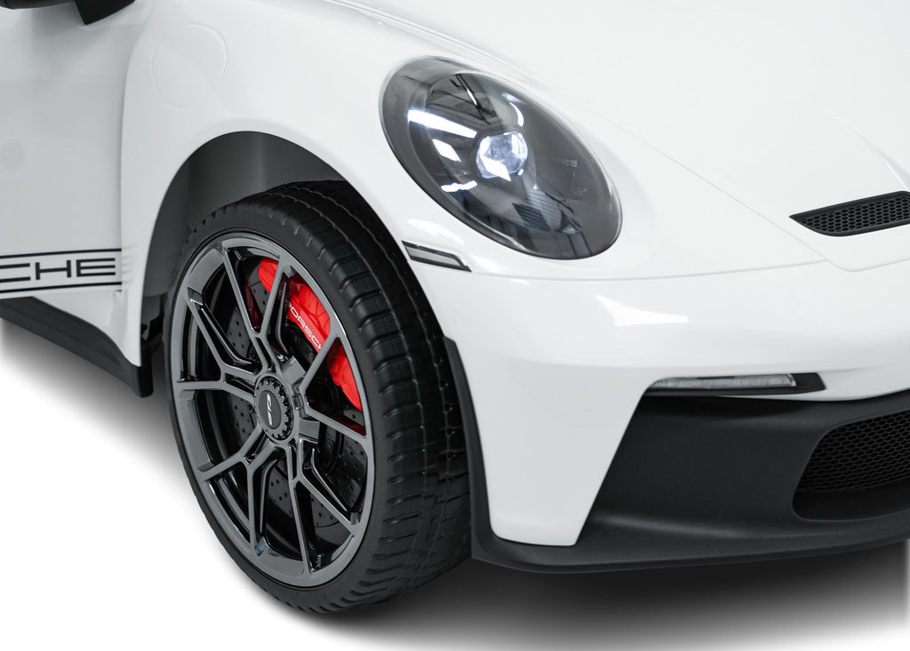 Vehicle Porsche 911 GT3 STRONG MP4 White