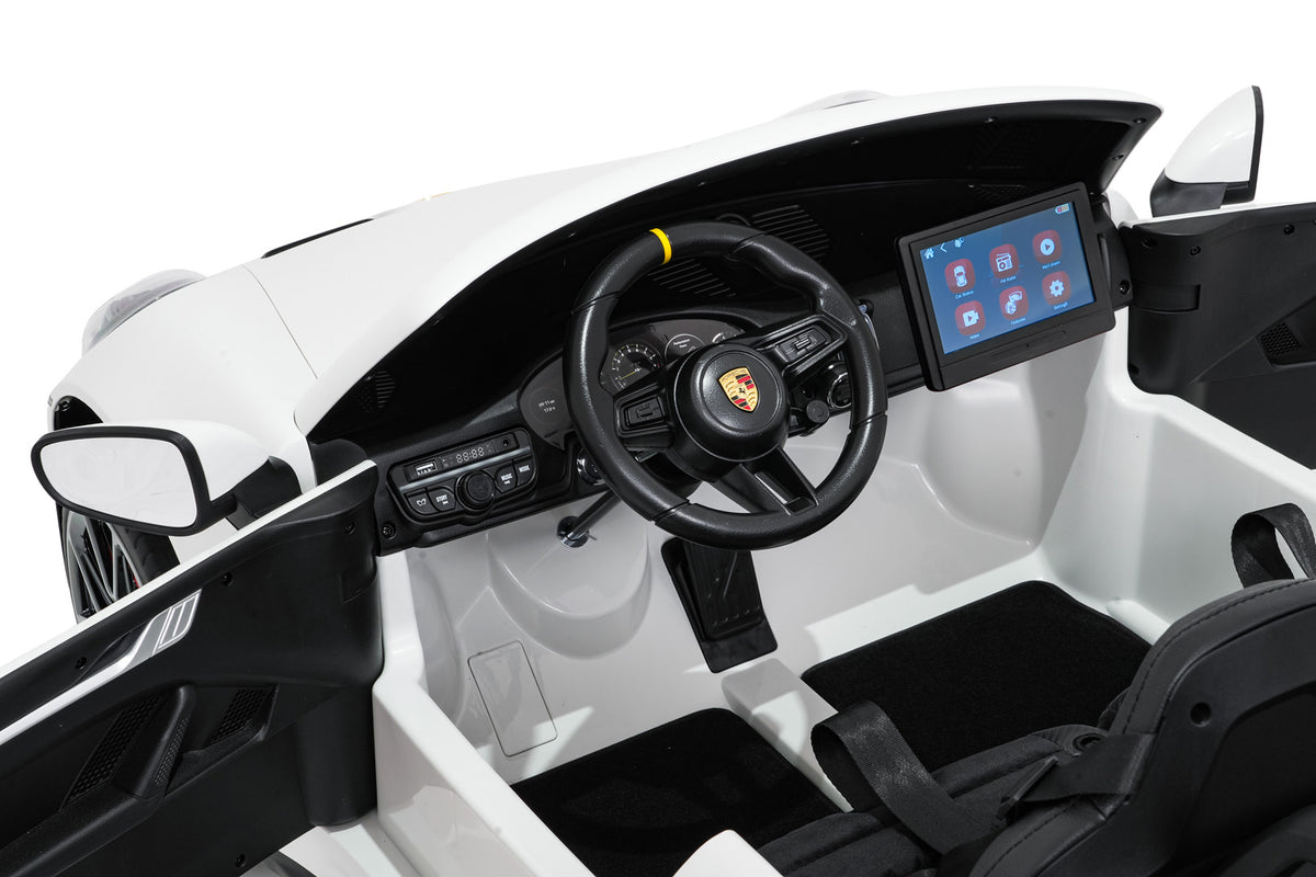 Vehicle Porsche 911 GT3 STRONG MP4 White