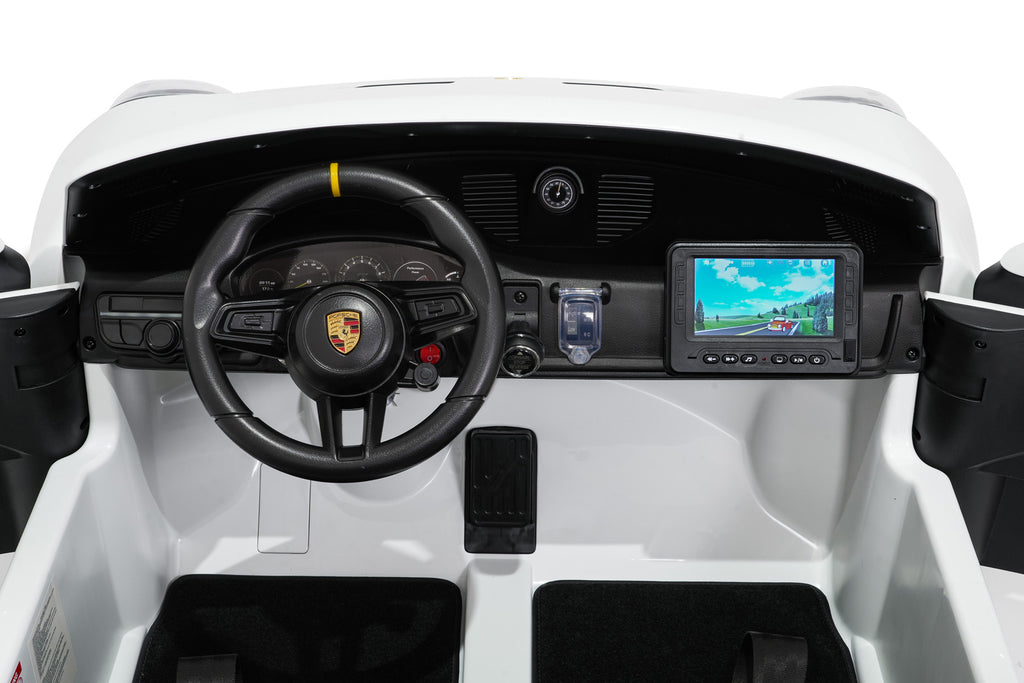 Vehicle Porsche 911 GT 3 White MP4