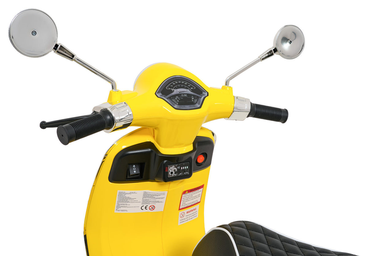Vehicle Scooter Vespa ROMA Yellow