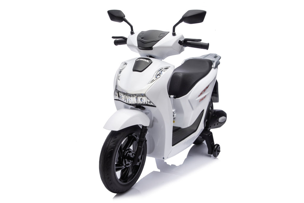 Vehicle Motor Scooter HONDA SH125I White
