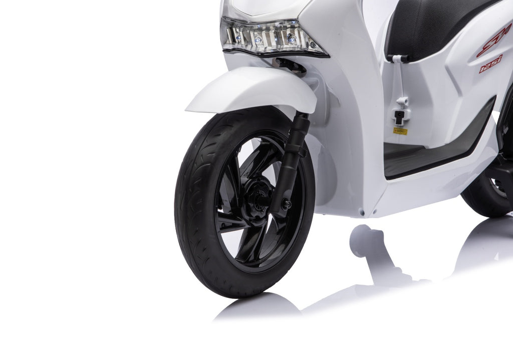 Elektrická motorka Honda SH125I biela