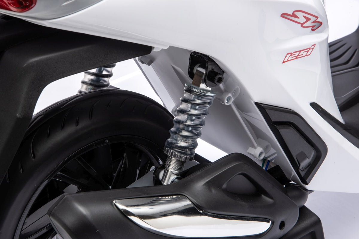 Vehicle Motor Scooter HONDA SH125I White