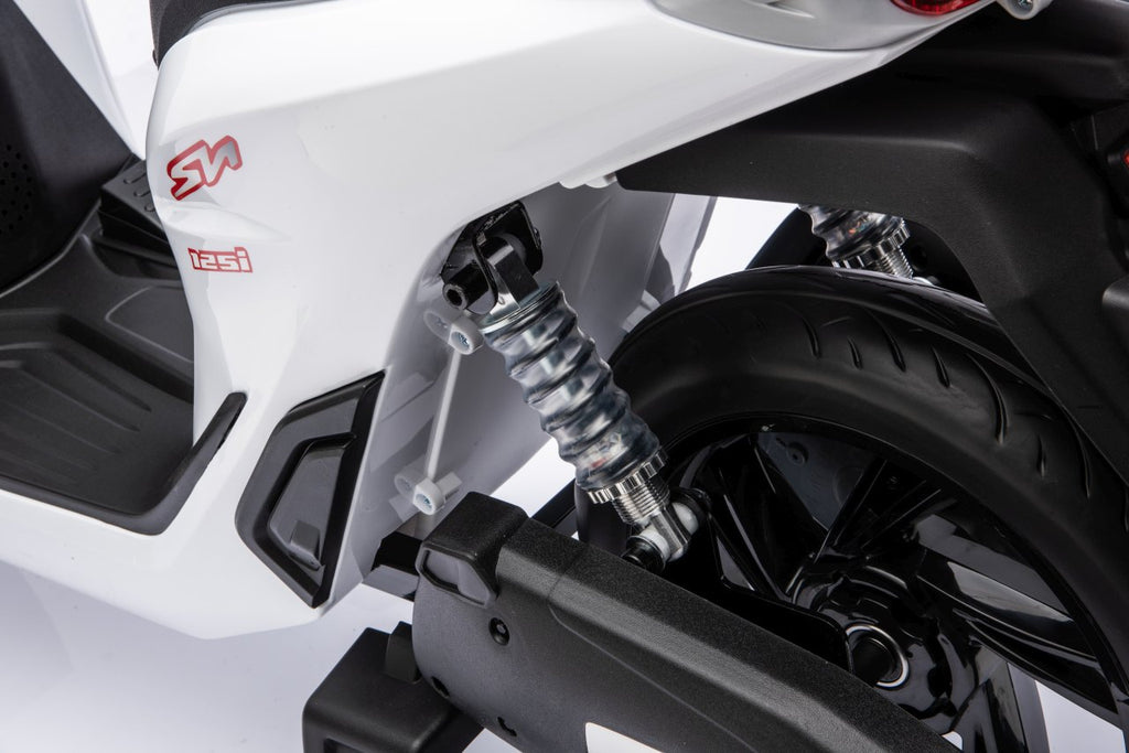 Vehicle Motor Scooter HONDA SH125I White