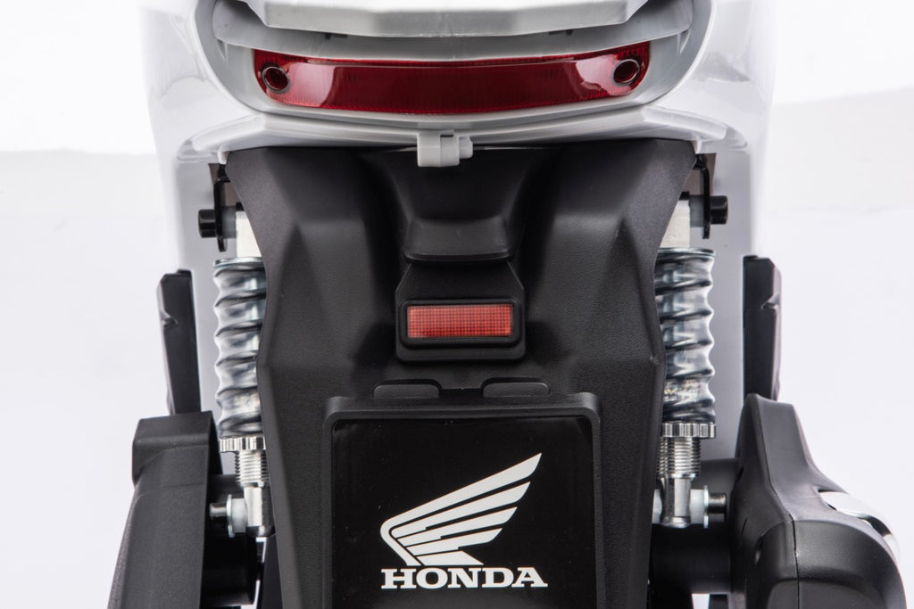 Elektrická motorka Honda SH125I biela