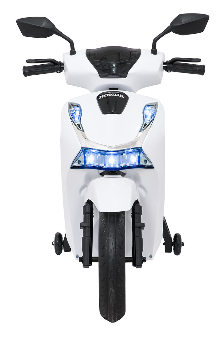 Vehicle Motor Scooter HONDA SH125I White