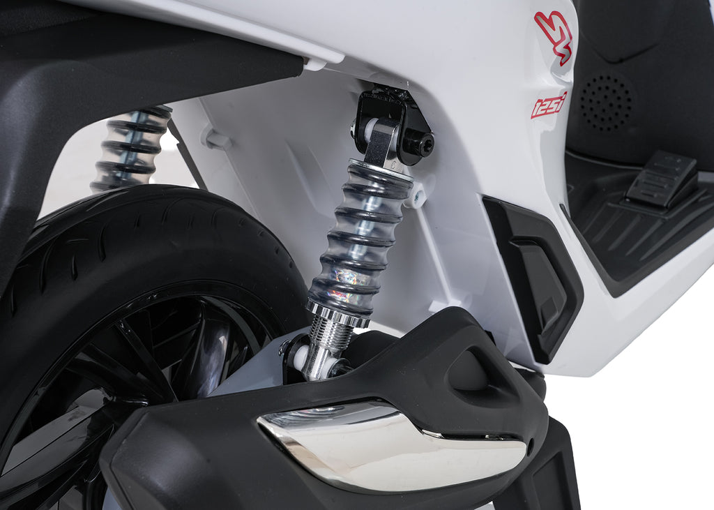 Elektrická motorka Honda SH125I biela