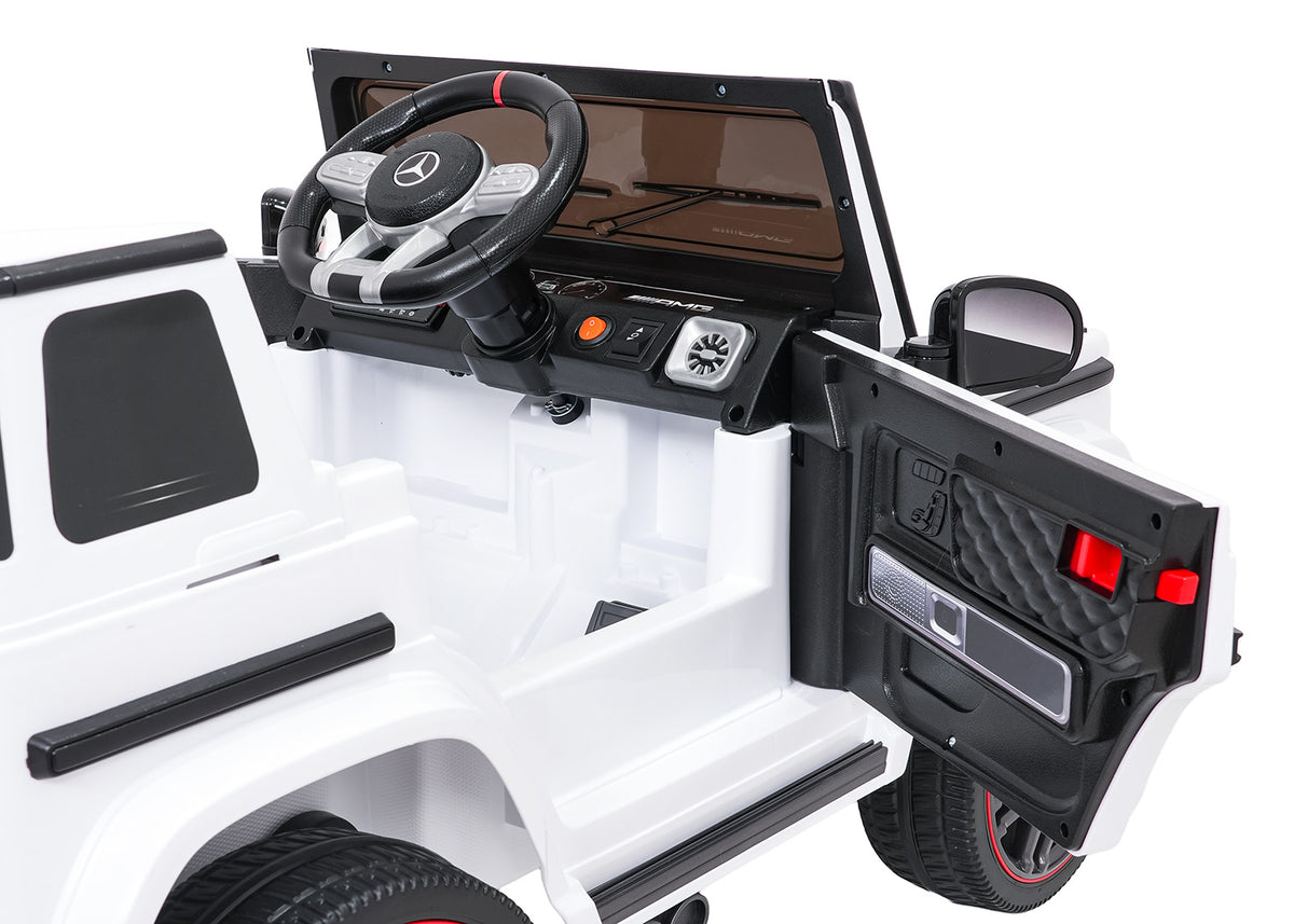 Vehicle Mercedes G63 AMG LIFT White