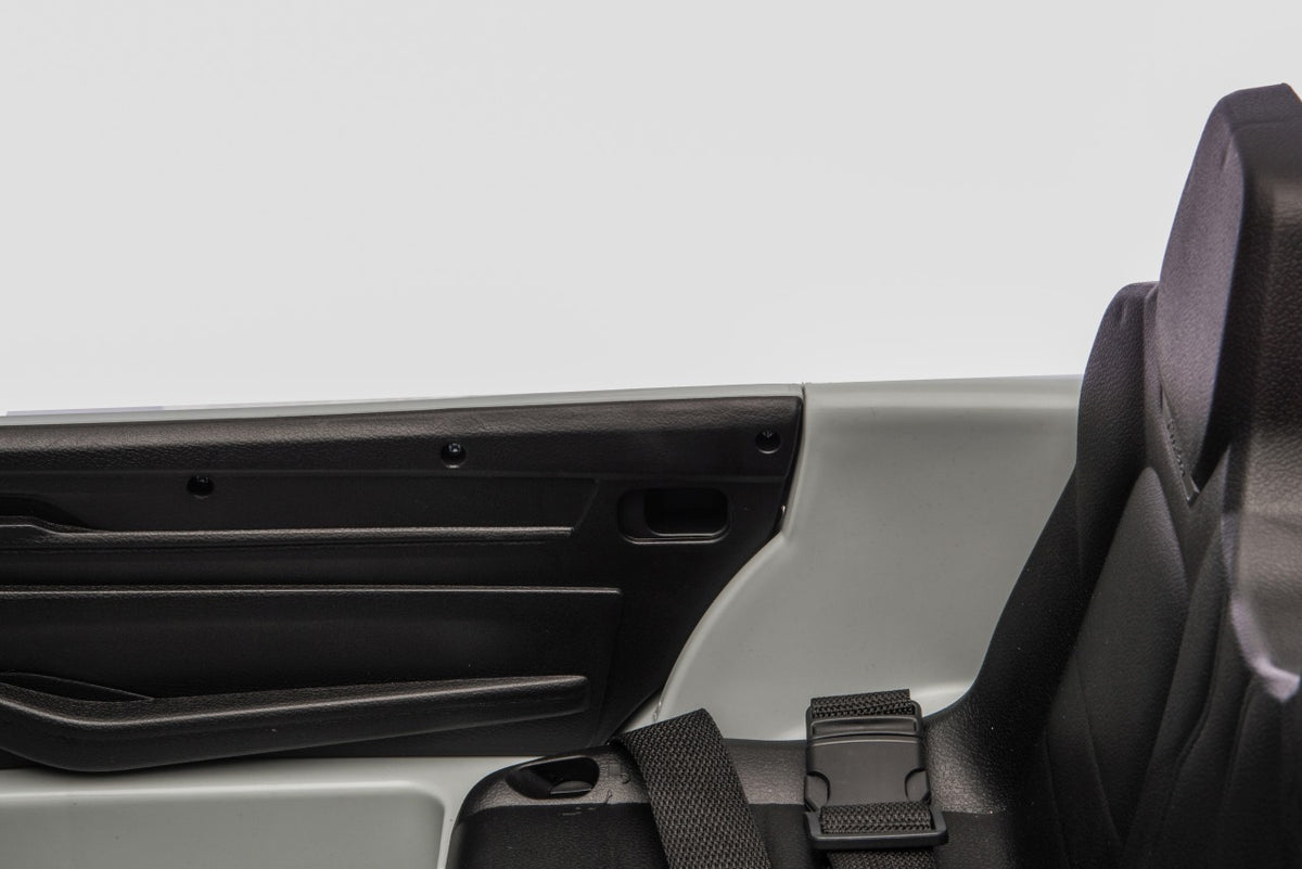 Vehicle Porsche Macan Gray
