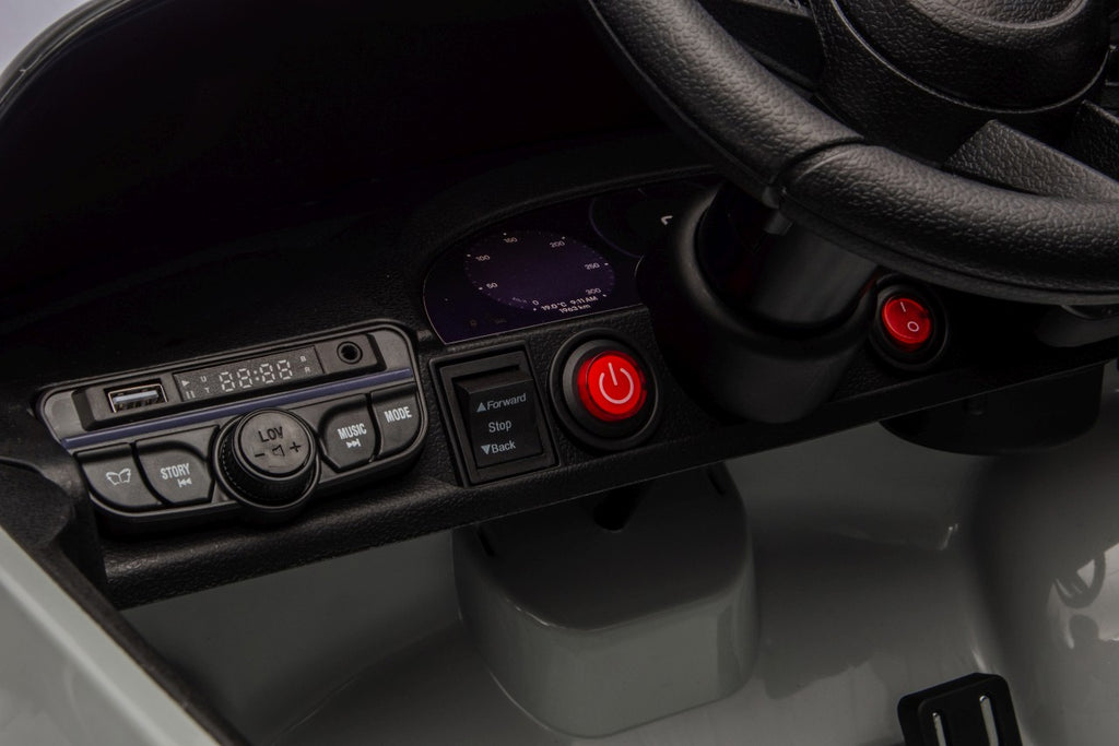 Elektrické autíčko Porsche Macan sivá