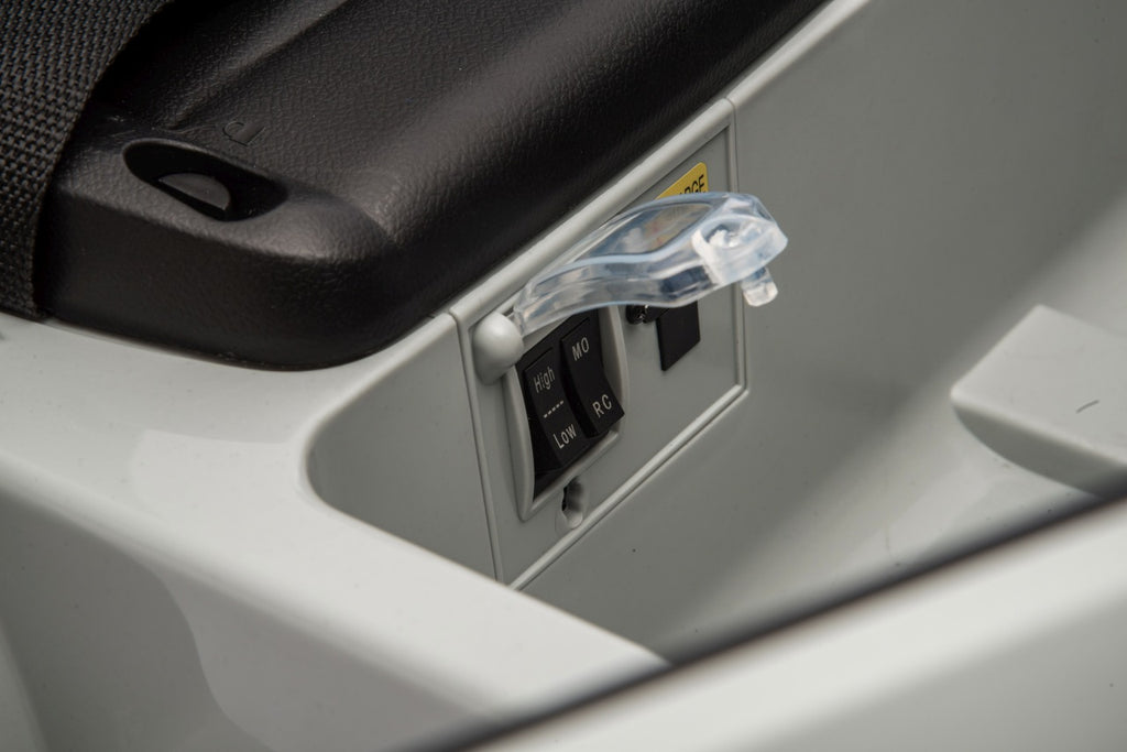 Elektrické autíčko Porsche Macan sivá