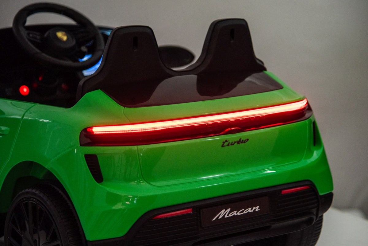 Elektrické autíčko Porsche Macan zelená