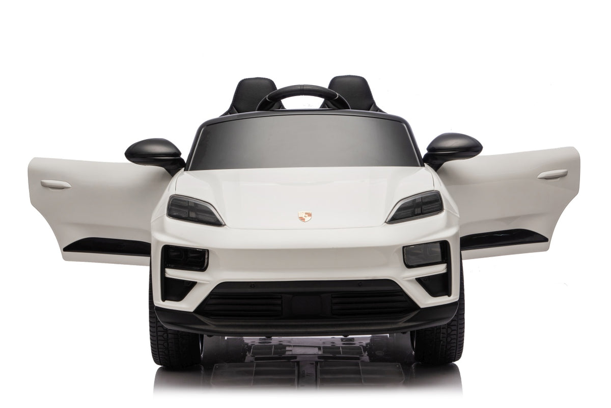 Porsche Macan White Vehicle