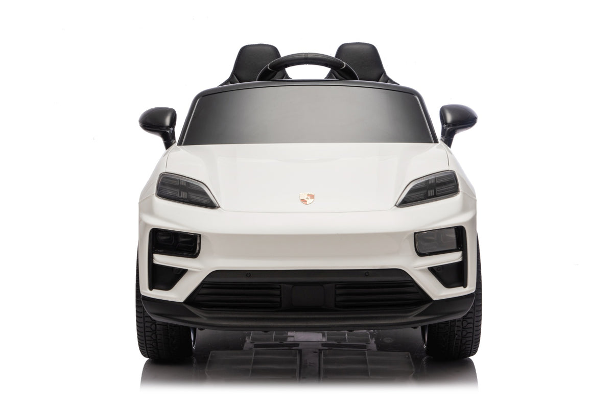 Porsche Macan White Vehicle