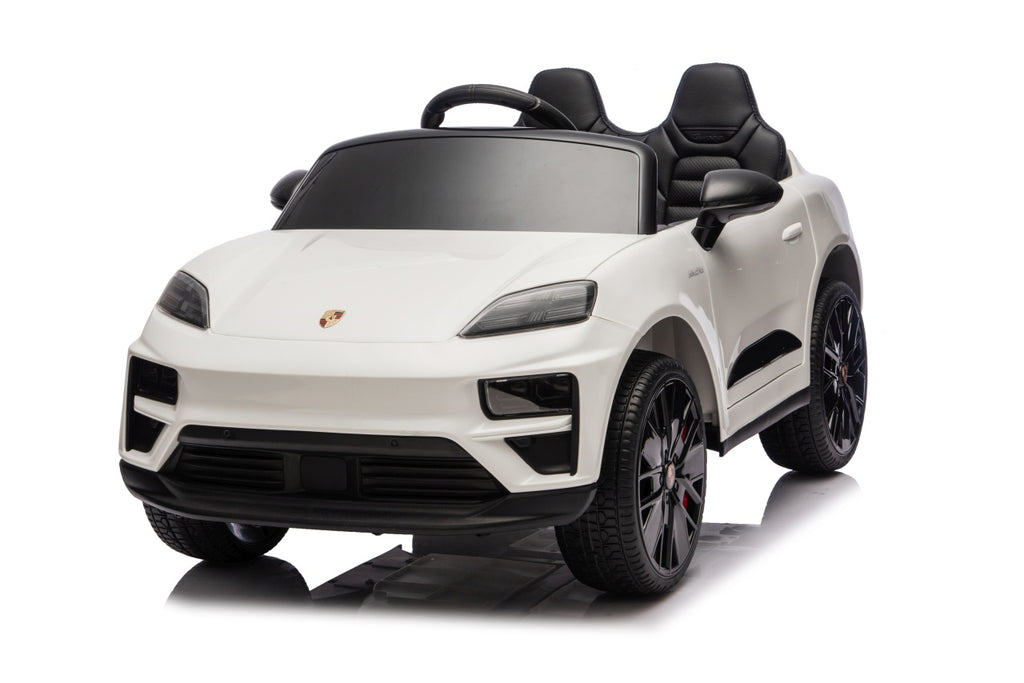 Porsche Macan White Vehicle