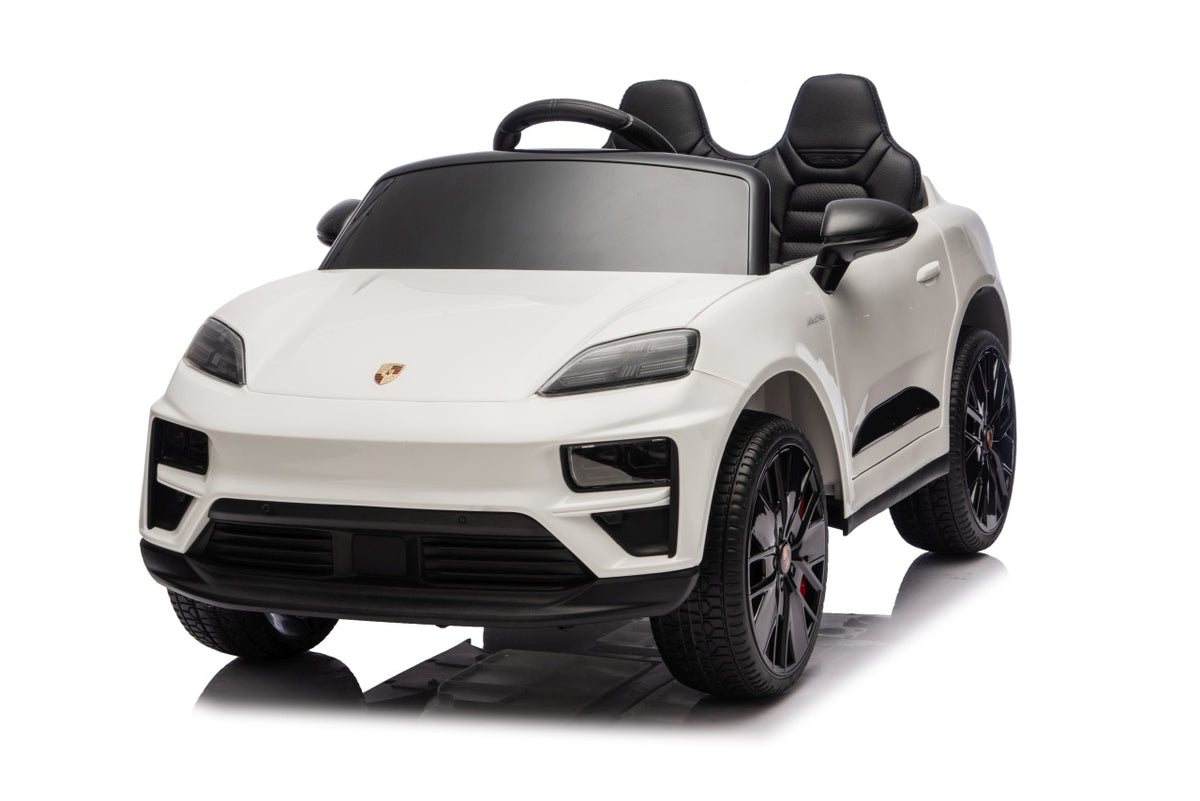 Porsche Macan White Vehicle