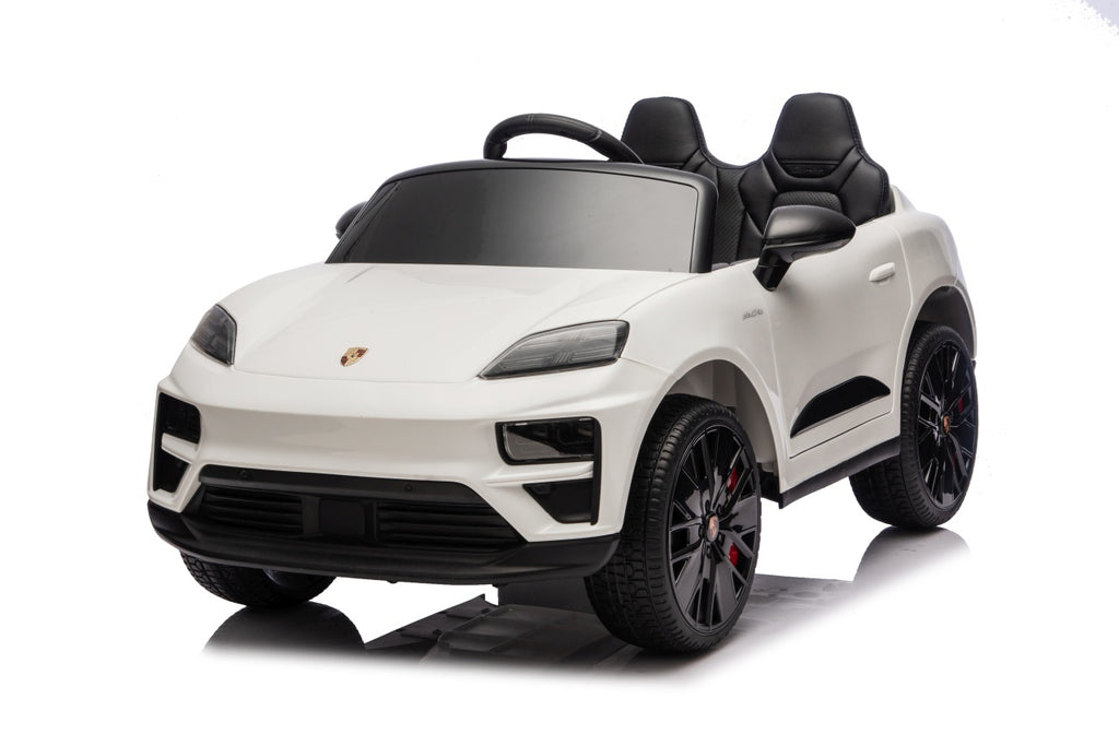 Porsche Macan White Vehicle
