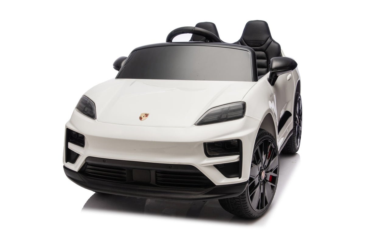 Porsche Macan White Vehicle
