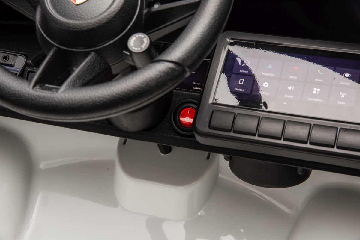 Elektrické autíčko Porsche Macan biela