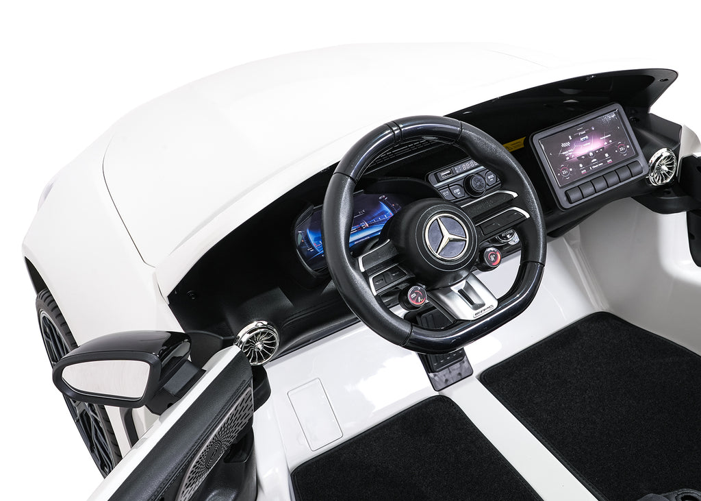 Vehicle Mercedes Benz GT63 AMG White