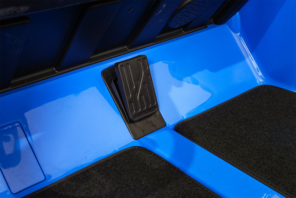 Vehicle Mercedes Benz GT63 AMG Blue