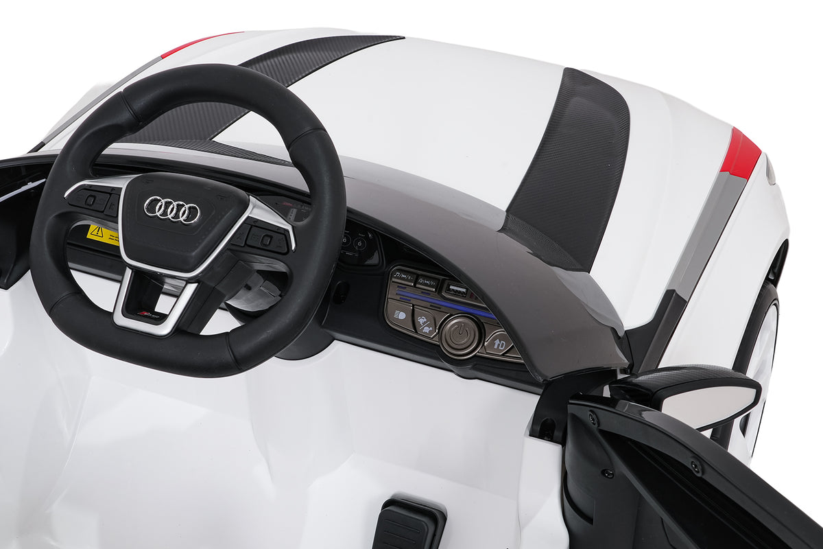 Vehicle Audi RS6 Avant GT White