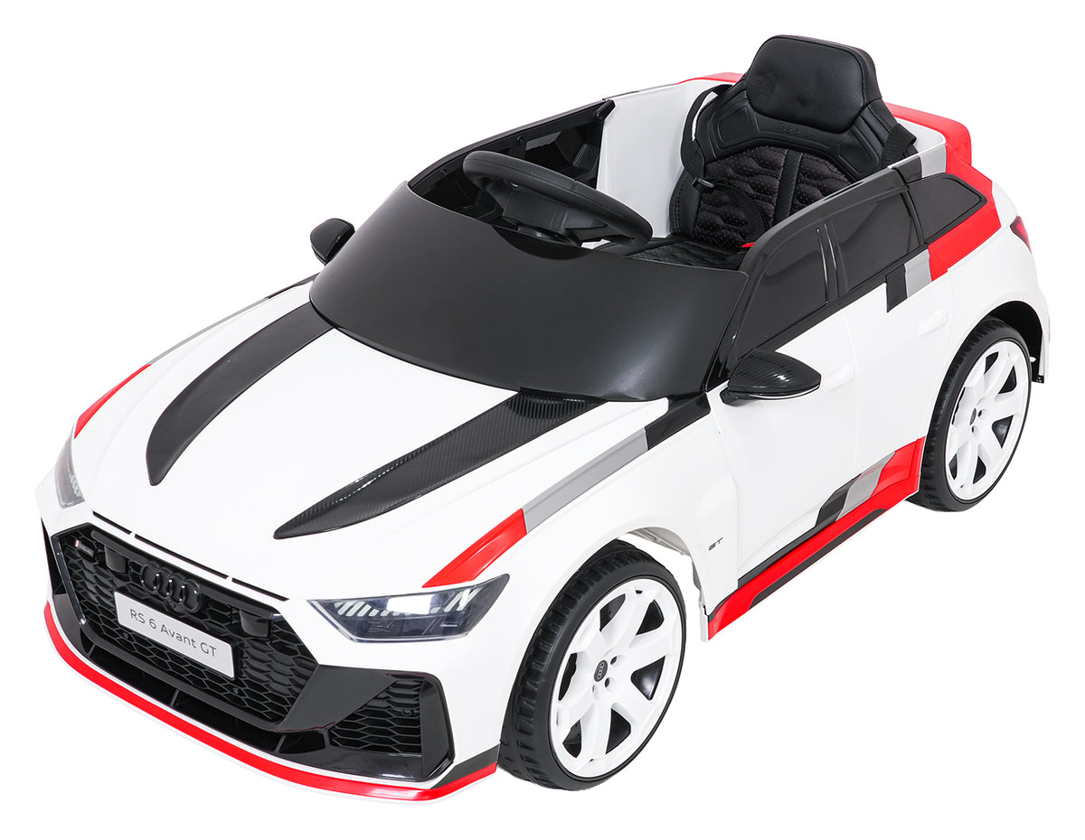 Vehicle Audi RS6 Avant GT White