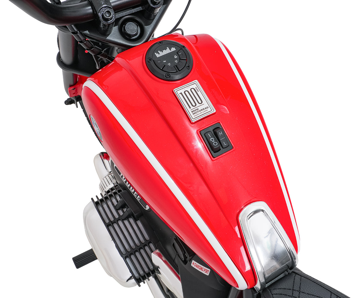 Vehicle Motor BMW R18 Red
