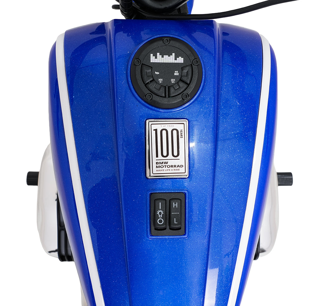 Vehicle Motor BMW R18 Blue