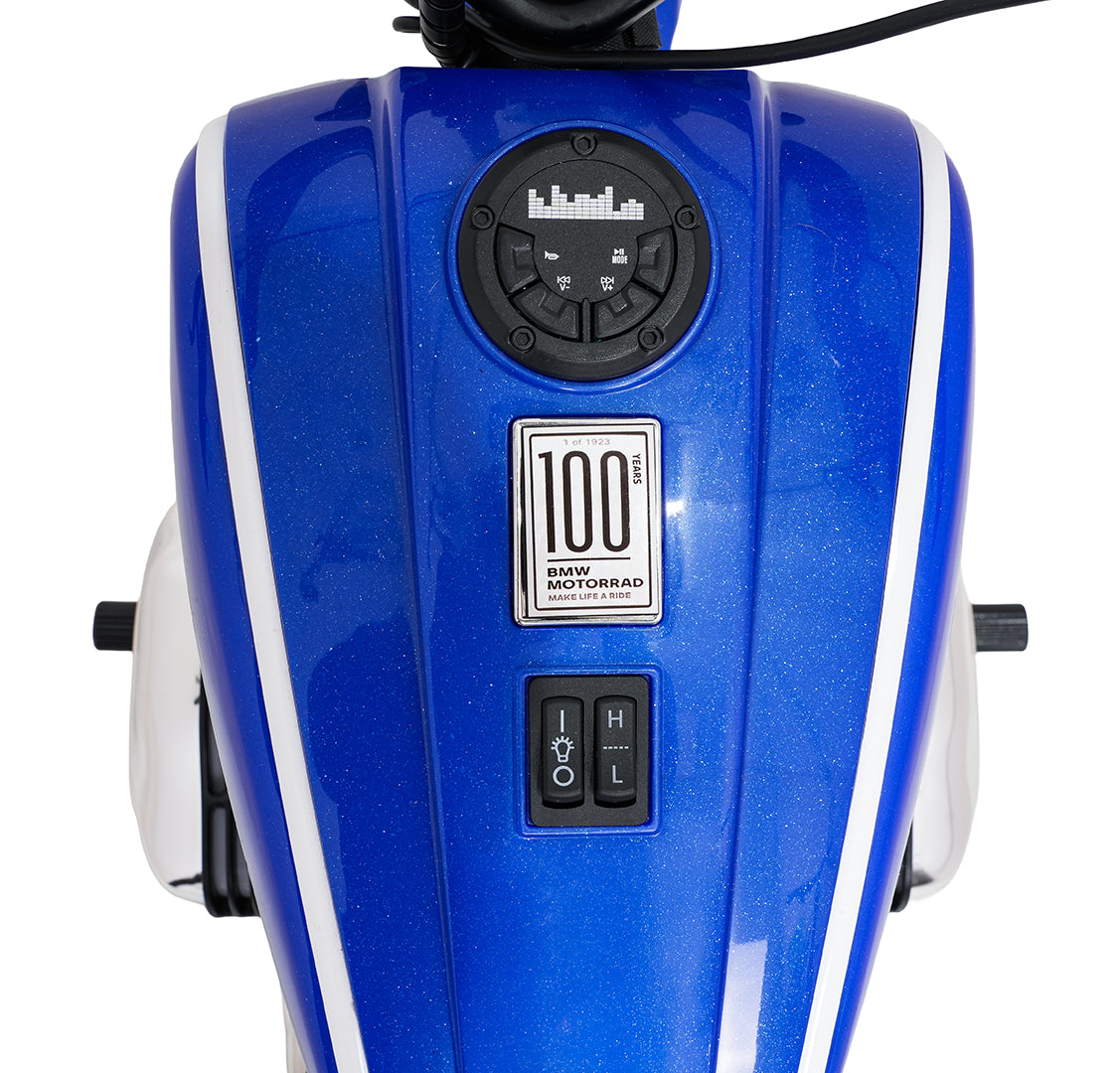Vehicle Motor BMW R18 Blue