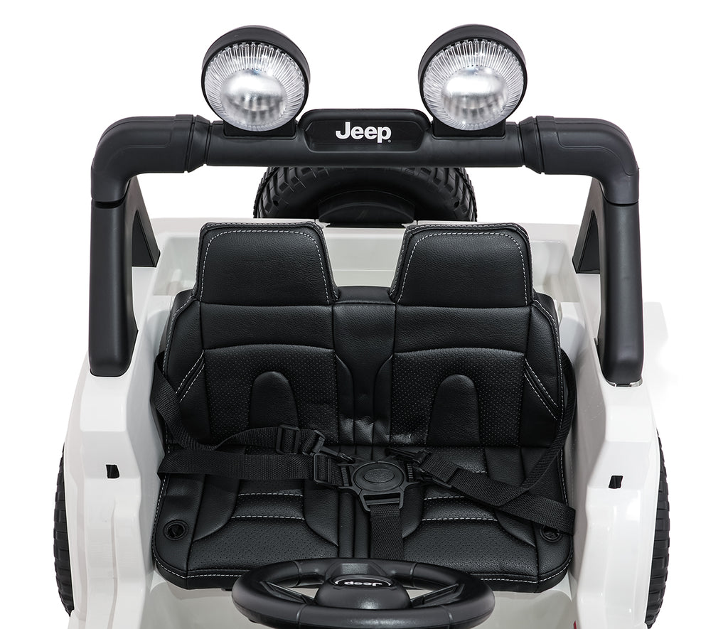 Jeep Wrangler Rubicon LIFT White Vehicle